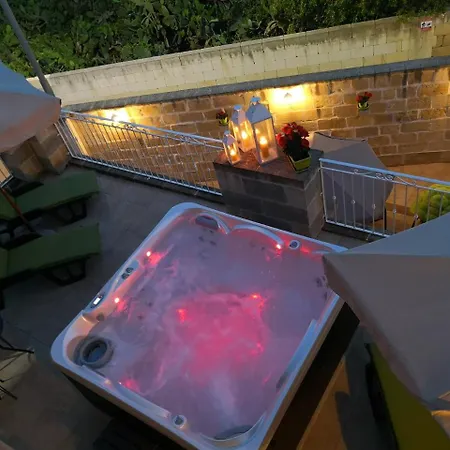 Lanterne Bianche Bed & Breakfast Xagħra